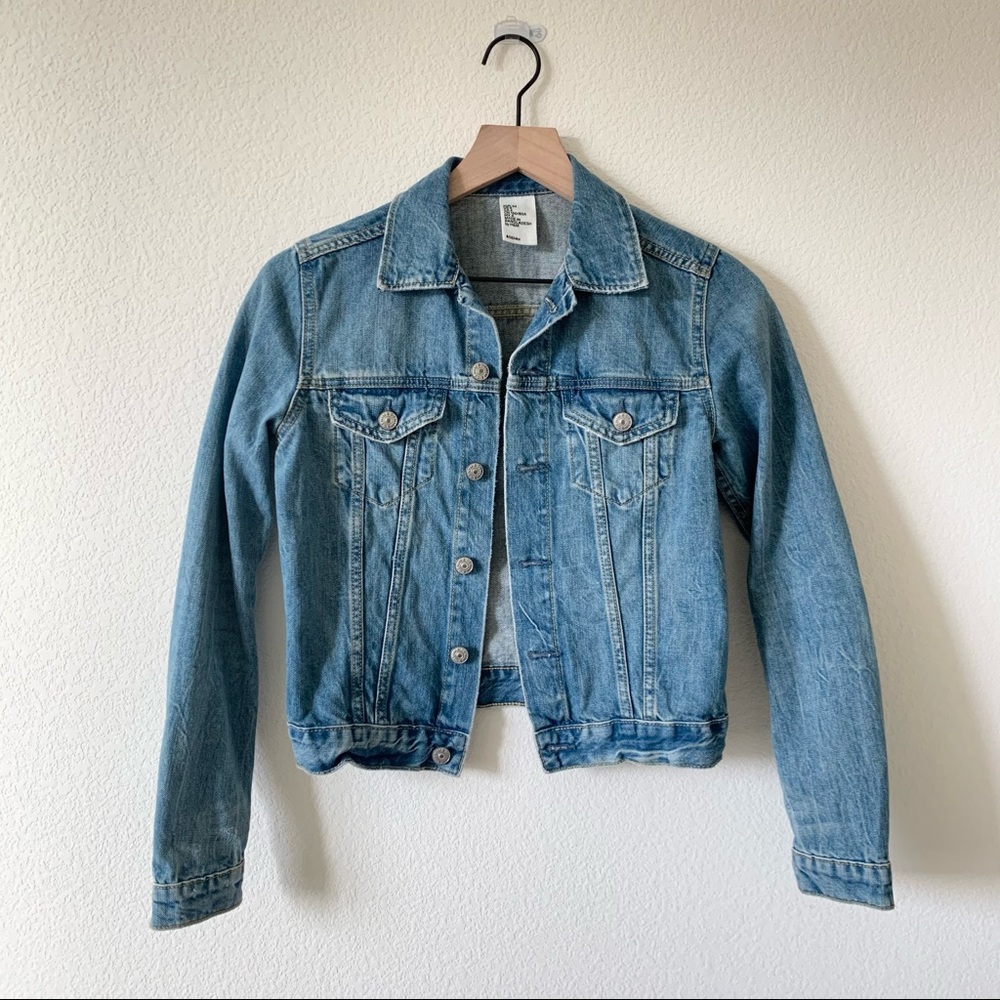 Classic Light Blue Denim Jacket - Women's Casual Trucker, Size 4